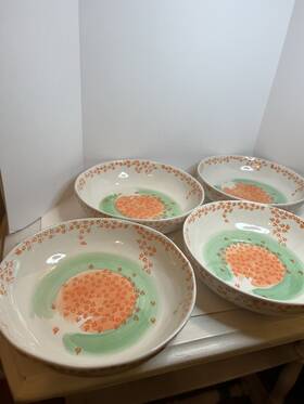 59709170 Anthropologie Salad/ Pasta Bowls Set Of 4 No Hand Painted And Decaled