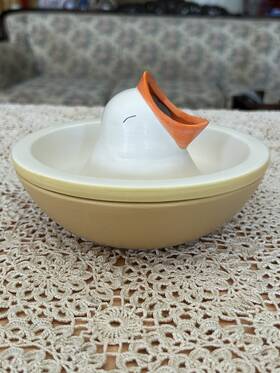 27231 Balvi Hungry Bird Hand Painted 2 Piece Ceramic Snack Bowl - Excellent Used Cond