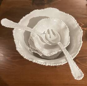 Beatriz Ball 840919111912 Vida Alegria Bowl Large White With 4 Salad Bowls And Servers