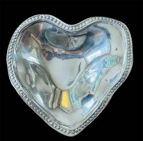 Beatriz Ball 840919116597 Pearl Denisse Heart Dish-botanero Carazon Antik - 6 Inch App Has Tag