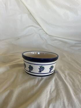 620-3501 Boleslawiec Polish Pottery Bowl Grapes Round -5 Inch And Oblong -6 X 4