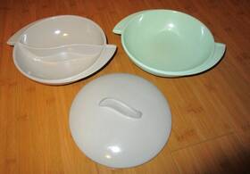 603-605 Boonton Vintage Mcm Ware Melmac Winged 8 Inch Serving Bowls Green Gray With Lid