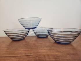 137830m04321990 Bormioli Rocco Blue Ripple Glass Viva Salad Bowl 52-1/2 Ounce