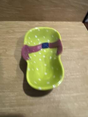 Boston Warehouse 026602345653 Colorful Flip Flops Condiment Dip Candy Cheese Bowl Green Bs3
