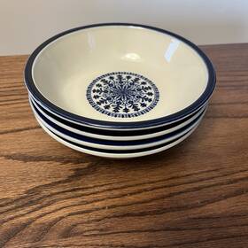 7195 Celebrity Medallion Vintage Blue Beige Cereal Bowl Set Of 4 Japan Mcm Retro