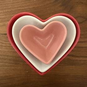 P3-hmc3 Chantal Heart-shaped Ceramic Bowl Set Red White Pink Three-piece Dishwasher Safe