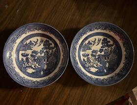 Rotcorp52 Churchill Blue Willow 2 - 9 1/2 Inch Round Vegetable Bowls Euc
