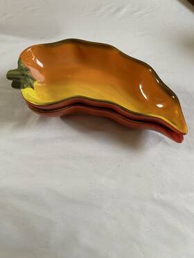 C6b2 Clay Art Set Of Two Chili Pepper Bowls/serving Dishes Excellent
