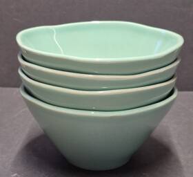 Crate And Barrel 446-945 Marin Aqua Cereal Bowls 6.25 Inch Set Of 4 Discontinued