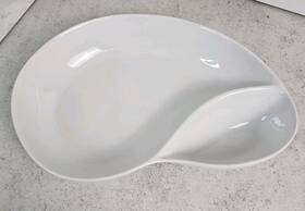556-494 Crate And Barrel Flow Chip Dip Divided Serving Bowl White