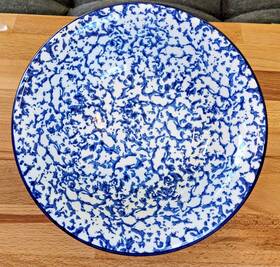 Cbl50 Crate And Barrel Coupe Cereal Bowl 8 1/4 Inch Italy Blue White Sponge Ware