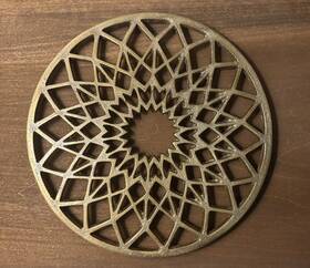 19084 Cravings By Chrissy Teigen 8.5 Inch Round Gold Tone Aluminum Trivet Retired Item
