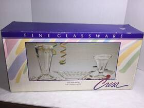 A406 Crisa Glass 12-piece Ice Cream Social Set One Missing Original Box