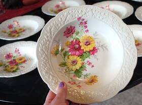 C1937 Edwin M. Knowles 54545 Vtg Set 10 Soup Bowls Pink/yellow Floral Embossed Rim 8.25 Inch