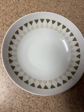 Elite Fine China 5463 Vintage Soup Bowl White Gold Geometric Pattern