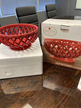Ttu-d3761 Espana Lifestyle Hot N Cold Bread Basket Blaze Earthenware Never Used