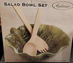 Essentials 837149223706 Ambiance Lettuce 10 Inch Salad Bowl Set With Servers Brand New Nice Gift