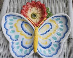 Figi 092626418260 Butterfly With Flower Chip And Dip Serving Dish