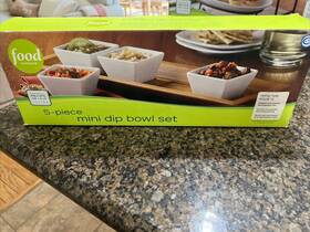 Food Network 400918328799 Tasting Set 5 Piece Stoneware Bowls With Bamboo Tray Pre-owned Wbox