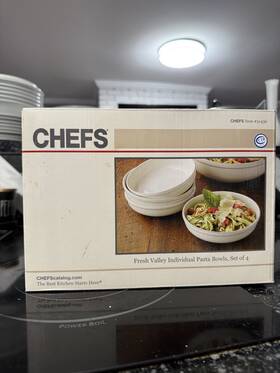 31436 Fresh Valley Farms Company Chefs 8.25 Inch Dia. Individual Stoneware 40 Oz. Pasta Bowl Set Of 4