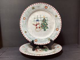 B044-082024-.99e Gibson B044-082024 Set Of 2 Snowman 10 3/4 Inch Dinner Plates
