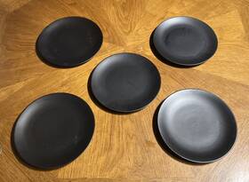 189856 H&m 5 X Home 8 Inch Salad Plates - Black Matte