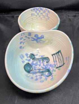 C0820201 Handcrafted Hand-crafted Serving Bowls