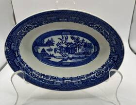 010001 Homer Laughlin 8 Inch X 5.5 Oval Serving Bowl Blue Willow By Usa