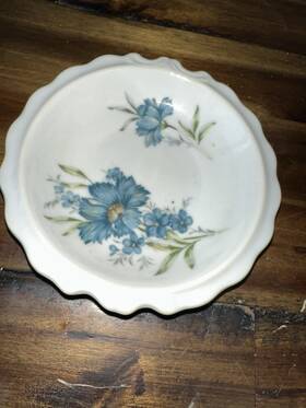 E-4542 Inarco Vtg Japan Cornflower Bowl Blue Floral 7.25 Inch