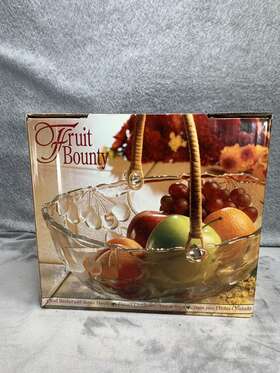 5420 Indiana Glass Fruit Bounty Oval Bowl With Rattan Handle Made In Usa