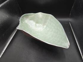 474972 Julia Knight 13.5 Inch By The Sea Conch Shell Bowl Hydrangea
