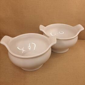 Le Creuset 630870296991 Stoneware Bowl Pair White 20oz Preown Unused Soup Tureen Handled