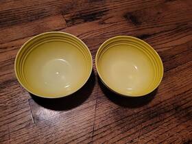 Le Creuset 843251139903 Set Of 2 Stoneware 6 1/4 Inch 22oz Cereal Bowls - Yellow Soleil Color