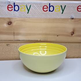 Le Creuset 843251168613 Rare - Soleil Yellow Vancouver 4.75 Inch Snack Bowl 2nd Choice Nib