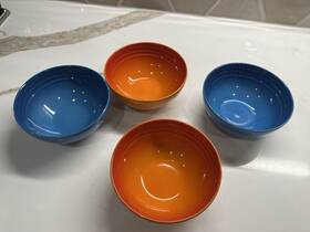 Le Creuset 843251171477 Stoneware Set Of 4 11 Oz Vancouver Rainbow Snack Bowls Blue And Orange