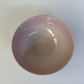 Le Creuset 843251176175 Stoneware 22oz Vancouver Cereal Bowl Shell Pink