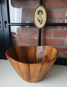 Lipper International 026914117474 Acacia Wave Large Wood Salad Bowl