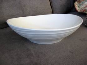 Dj100 Mikasa 885991227946 Swirl White Vegetable/serving Bowl Stoneware 9 1/4 Inch X 8 3/4 - Exc