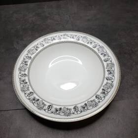 L3431 Mikasa Vegetable Bowl Wisteria By Serving