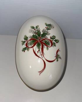 Ut128 Mikasa Palatial Holly Gold Covered Vegetable Bowl Dish Christmas China