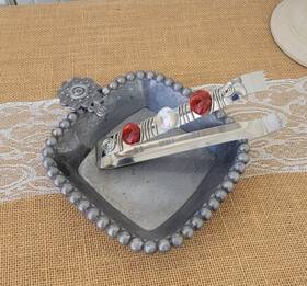 010125-jbgw2.99-st.90 Mud Pie Upcycled 2009 Pewter Relish Server Trinket Dish Napkin Holder With Tongs