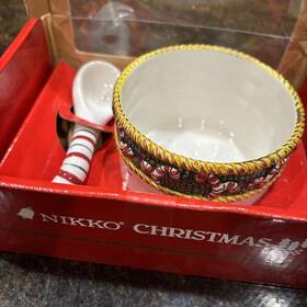 Nikko 033705102953 Christmas Ceramic Candy Cane Dip Bowl And Spoon Set In Original Box