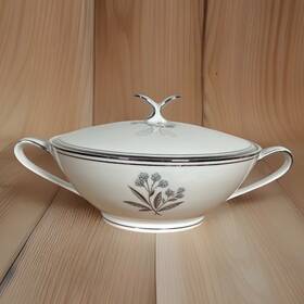 Noritake 5788 China Bessie Sugar Bowl And Lid Blue Floral Platinum Trim Japan Vtg