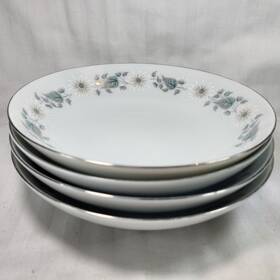 6214 Noritake China Wellesley Soup Bowls Set Of 4 White Floral Silver Trim