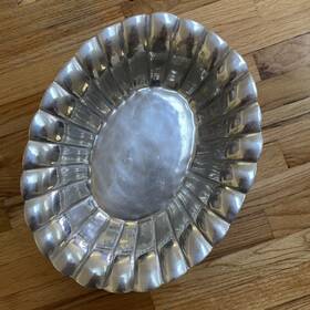 392379 Old Town Imports Pewter Scalloped Oval Bowl Item #392379 Made In Mexico
