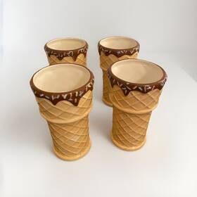 600350 Oneida 4 Sundae Waffle Cone Set - Amazing Condition. No Chips Or Damage