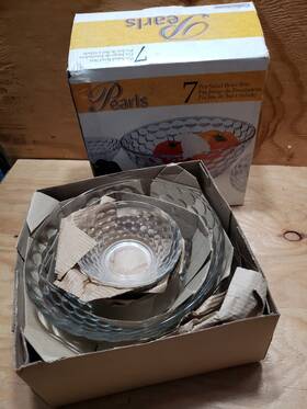Pearls 701364972025 7 Piece Clear Glass Salad Bowl Set In Original Box