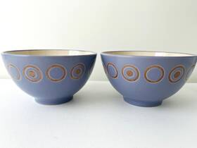 579962 Pier 1 Stoneware X 2 Cosmos Soup Cereal Bowls Contemporary Lavender Tan #