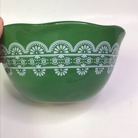 2915d18 Pioneer Woman Vintage Floral 9 Inch Nesting Bowl Green Medium Replacement