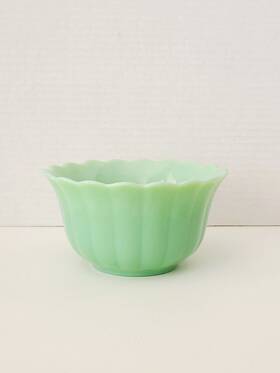 Pioneer 445035960937 The Woman Jade Bowl Excellent Condition Timeless Beauty